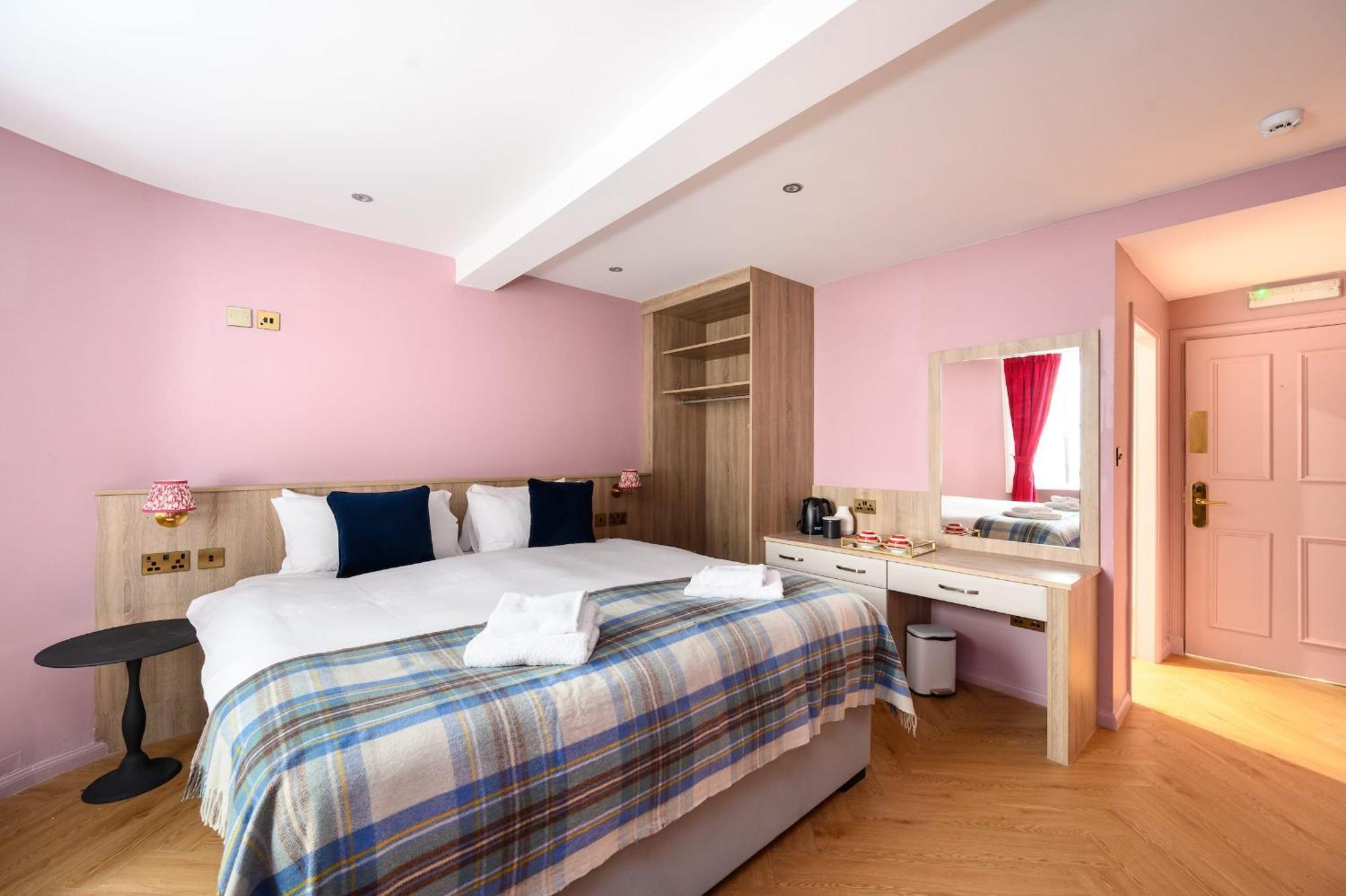 Queen Charlotte Guesthouse Edinburgh Dış mekan fotoğraf