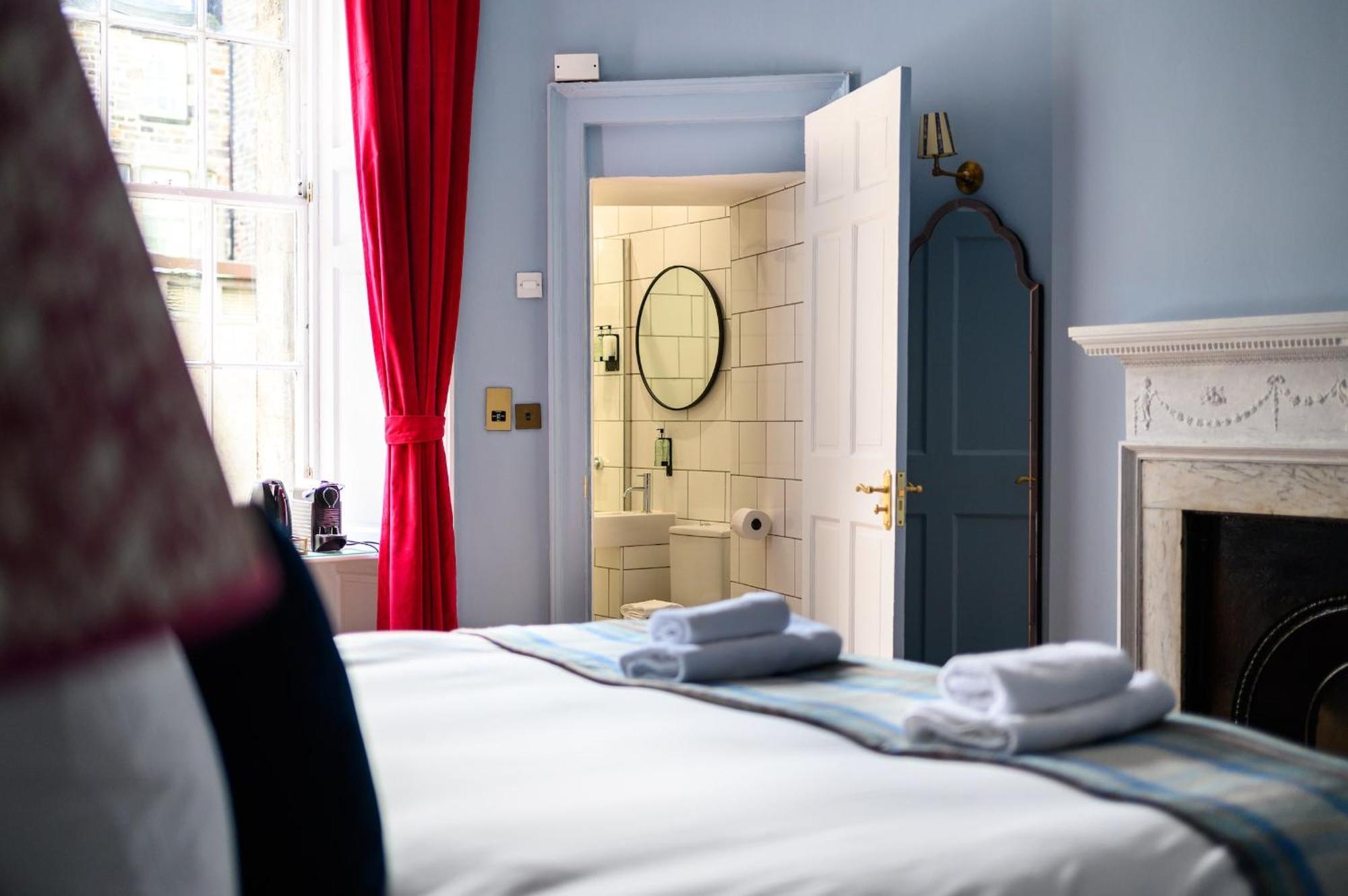 Queen Charlotte Guesthouse Edinburgh Dış mekan fotoğraf